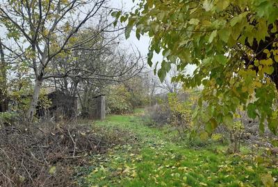 Vand casa si teren=2100mp - 2