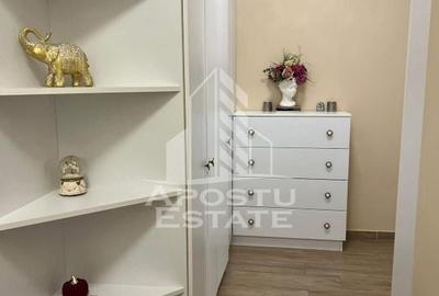 Apartament cu 3 camere,2 bai,curte proprie,Dumbravita - 7