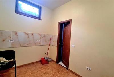 Casă individuală cu 2 camere cu Canalizare în Central - 4