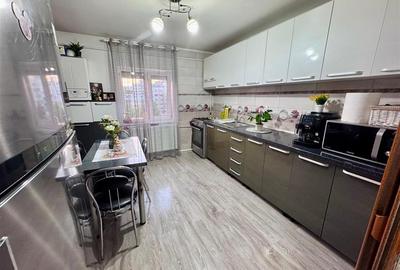 Apartament cu 3 camere decomandat, mobilat în Buzaului - 14