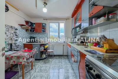 Apartament cu 3 camere decomandat în Progresul - 1