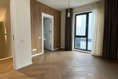 Casă cu 4 camere cu Canalizare în Central