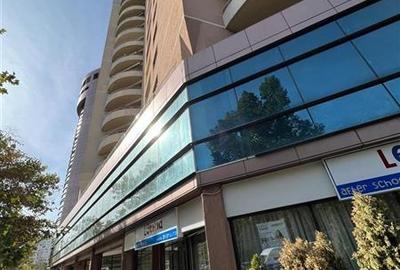 Vanzare Spatiu comercial stradal - Parter si Mezanin - 900 mp - 23