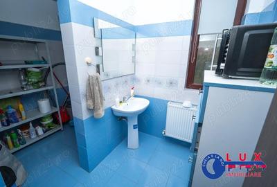 Apartament cu 3 camere în C5 - 9