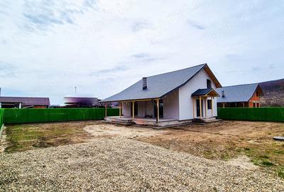 Casă cu 4 camere cu Teren 500 Mp în Drăganu - 7