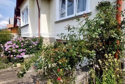 Casa 2 camere si curte de  500mp,spre inchiriere in Valea Aurie