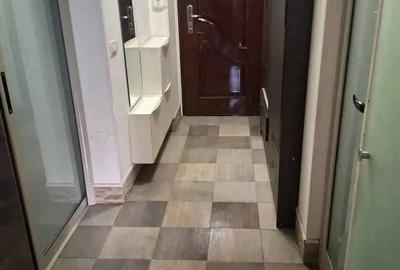 Vand garsoniera la 3 minute de Hotel Marriott 139.369 euro negociabil - 5