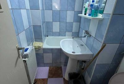 Apartament cu 3 camere semidecomandat în Central - 13