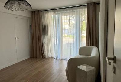 Apartament de vanzare 45 mp cu potential spatiu comercial - 1