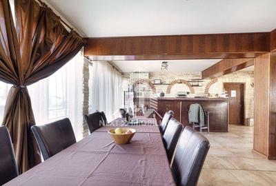 Pensiune Eforie Nord 17 camere plus spatiu comercial - 1