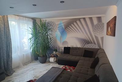 Casă cu 6 camere cu Canalizare în Bucium - 2