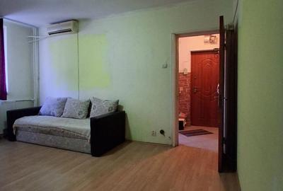 Apartament cu 4 camere în Ferentari - 1
