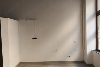 Spațiu comercial, de 31 mp, în Ultracentral - 3