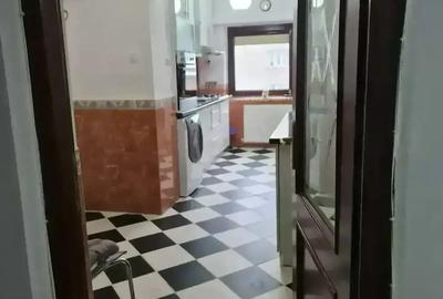 De Inchiriat Ap.3 camere B- dul DECEBAL - 3