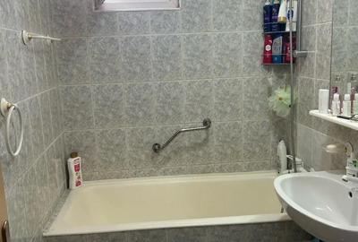 Apartament cu 3 camere decomandat în Central - 2