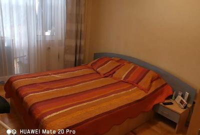 Persoana fizica inchiriez apartament cu 3 camere in zona Expo Transilvania - 1