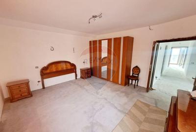 Casă cu 5 camere cu Teren 465 Mp în Dărmănești - 7