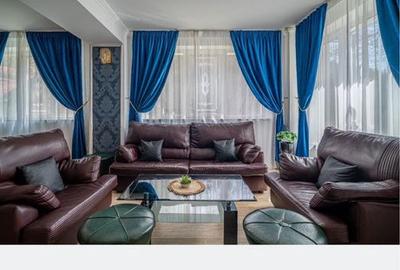 Casă cu 4 camere în Central - 2