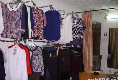 Spațiu comercial, de 40 mp, în Central - 3