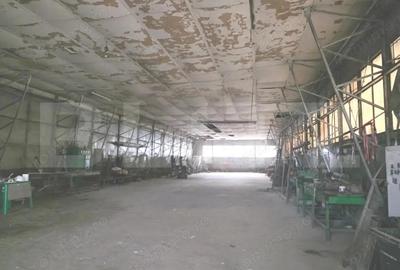 Teren 2.412 mp, hala 600 mp front 32.5 m, zona Centura - 4