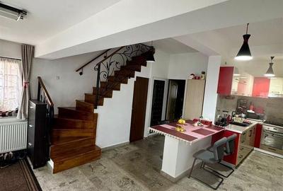 Casă cu 3 camere cu Teren 134 Mp în Central