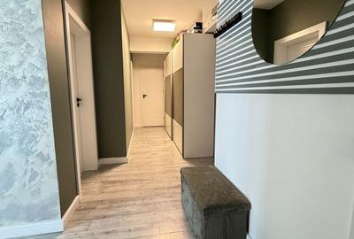 Apartament cu 4 camere decomandat în Lotus - 1