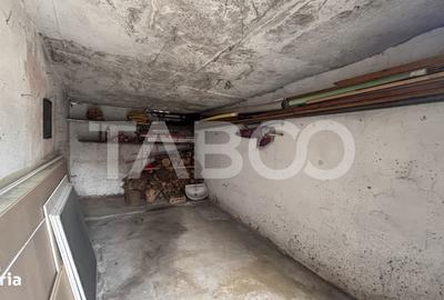 Casă cu 3 camere cu Canalizare în Piața Cluj