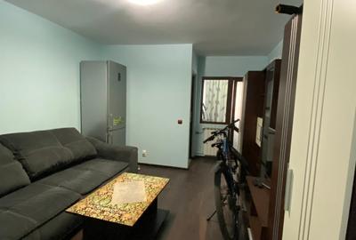 Garsoniera cu balcon etaj 1, mobilata si utilata, zona Mall - 2