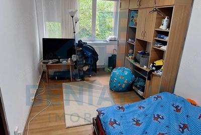 Apartament decomandat 2 camere Rovine Dezrobirii etaj 3 - 5