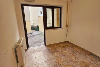 Spațiu de birouri – 5 camere, 2 băi – Central, Ploiești - 10