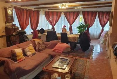 Spatiu comercial si VILA P+1 Artera ULTRACIRCULATA 298mp construiti, teren 346 mp Spatiu comercial si VILA P+1 Artera ULTRACIRCULATA 298mp construiti, teren 346 mp - 1