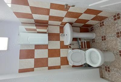 Apartament cu 3 camere decomandat în Târgu Cucu - 1