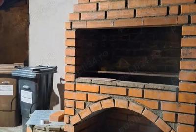 Casa renovata complet, cu curte amenajata ?i casa secundara- zona Mihai Eminescu Gutenberg Oradea - 3