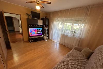 Apartament 2 camere decomandat, mobilat complet, Micro 15, 49 mp