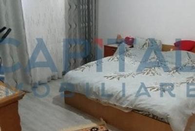 Constructie cu 3 apartamente + teren+ 2 spatii comerciale - 2