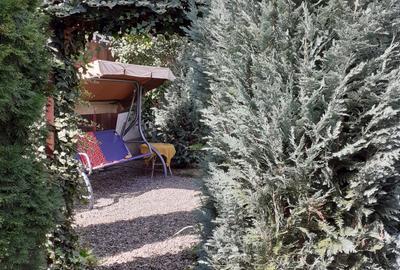 Casă individuală cu 5 camere cu Canalizare în 7 Noiembrie - 9