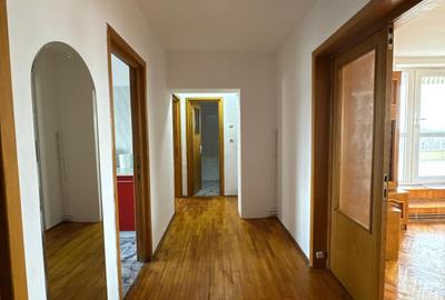 Apartament cu 3 camere semidecomandat în Unirii - 3