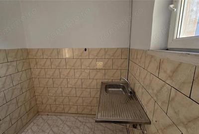 Apartament cu 3 camere în Molid - 13