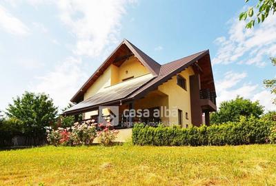 Casă individuală cu 4 camere cu Canalizare în Copou