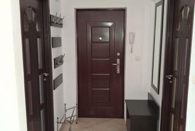 Apartament cu 3 camere în Florești - 1