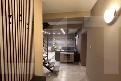 Apartament cu 4 camere decomandat în Central