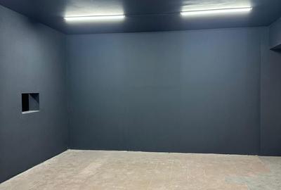 Spațiu comercial, de 120 mp, în Central - 3