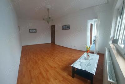 Apartament cu 3 camere decomandat în Micro 21 - 10