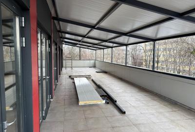 Spațiu comercial, de 225 mp, în P-ța Muncii - 9