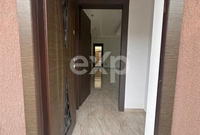 Casă cu 5 camere cu Canalizare în Drumul Taberei - 6