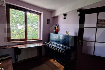 Apartament 3 camere de inchiriat, 50 mp, strada Pacurari - 6