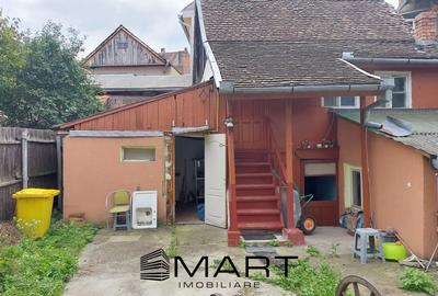 Apartament la casa si curte zona Centrala - 12