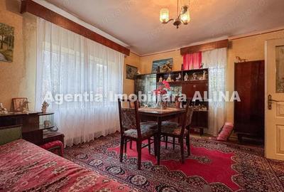 Casă cu 3 camere în Aurel Vlaicu - 1