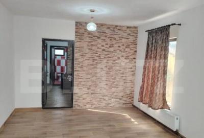 Casa de vanzare 151mp 918mp teren Razvad - 13