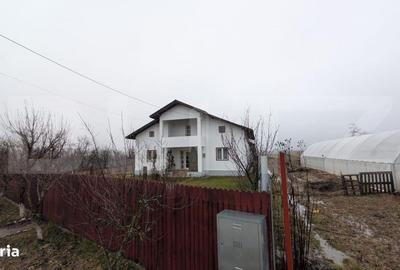 Casă cu 5 camere cu Teren 1052 Mp în Dragomirești - 6